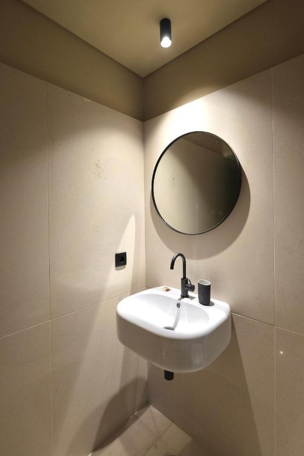 Oporto Coliving Circunvalacao 13250 Senhora da Hora Exterior photo